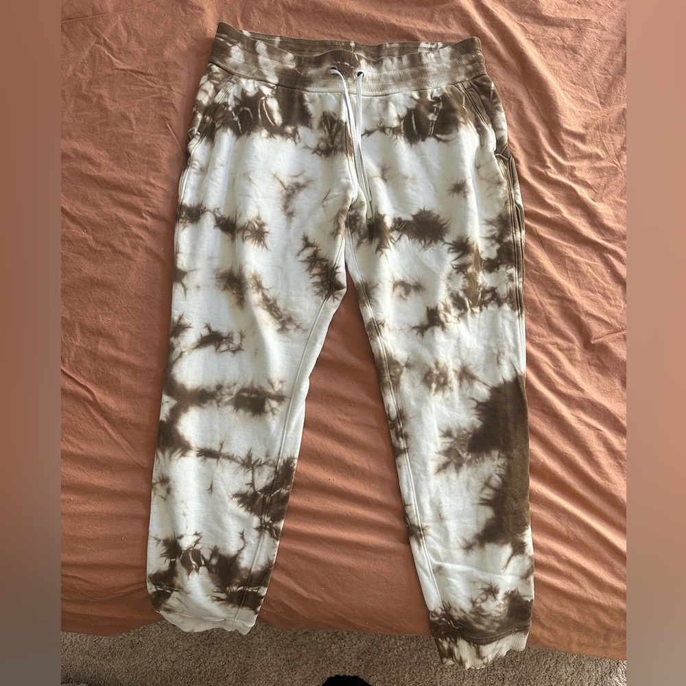 Lululemon Tie-Dye Jogger Sweatpants